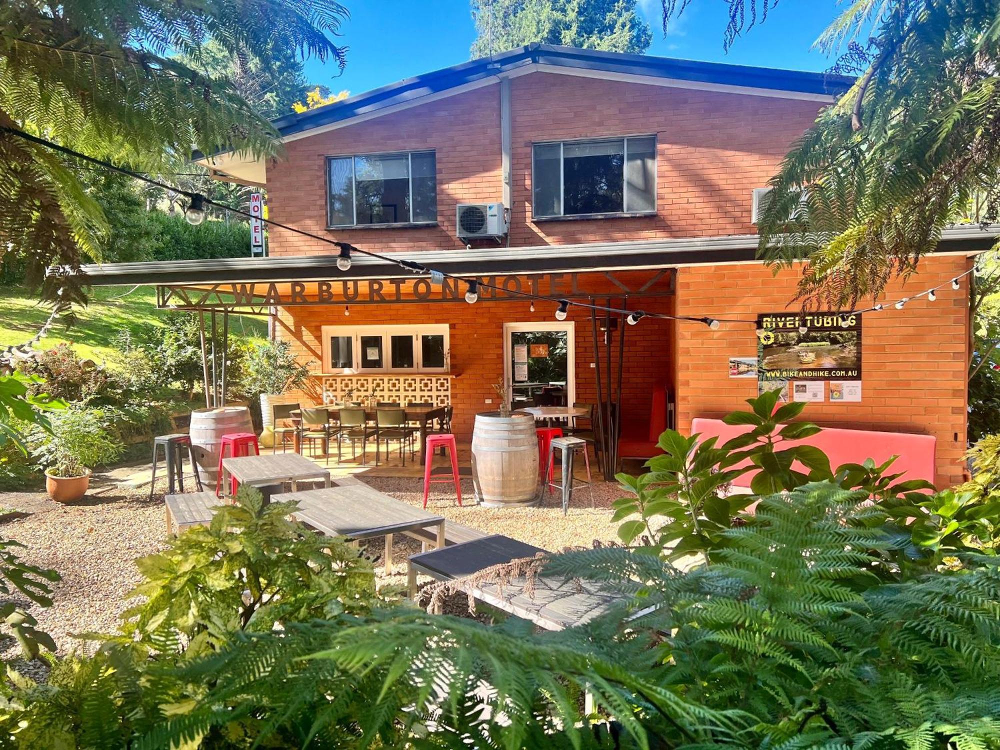 The Warby, Where Mid-Century Style Meets The Mountains Warburton Exterior foto